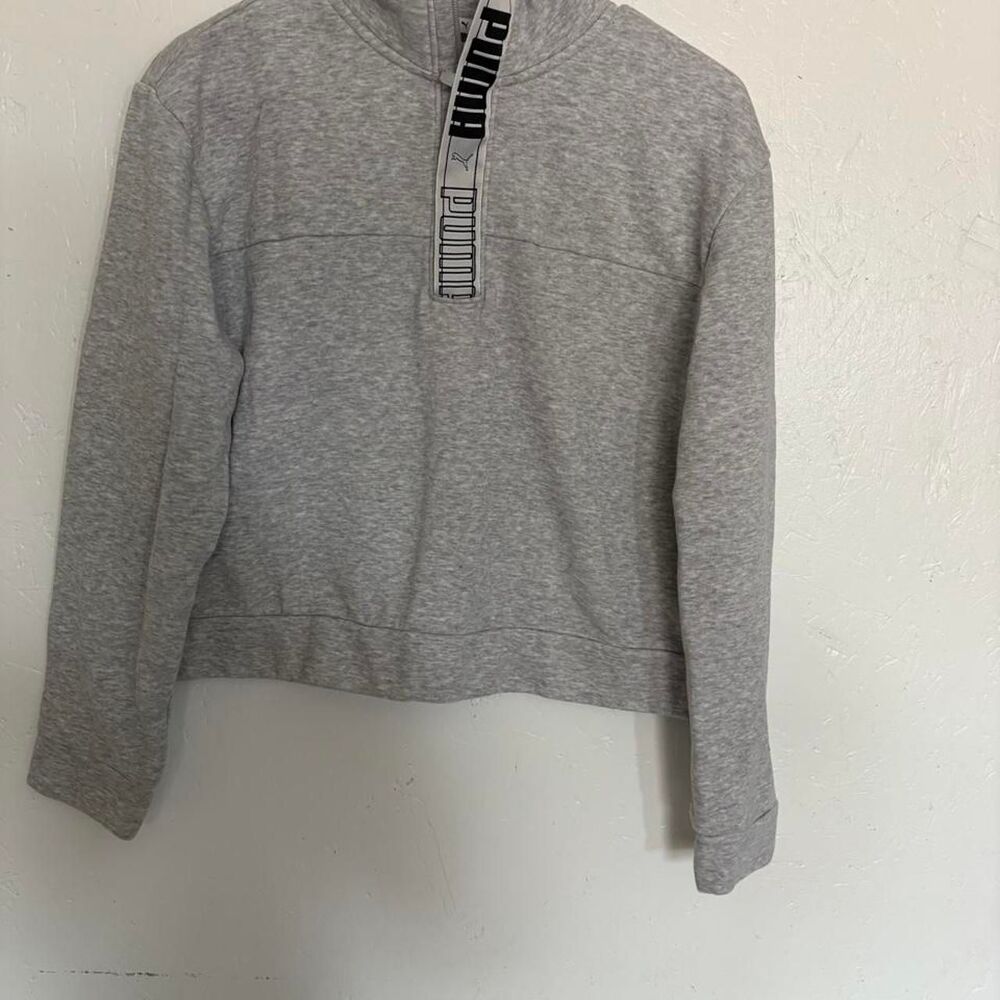 Puma Women's Grey Sweatshirt
